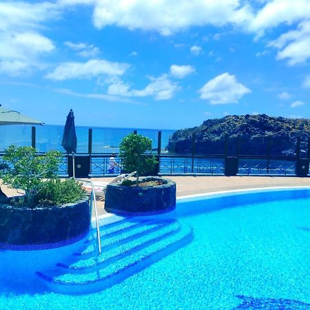 El Nautico Suites, The Beachfront Paradise 圣米格尔德阿沃纳 外观 照片